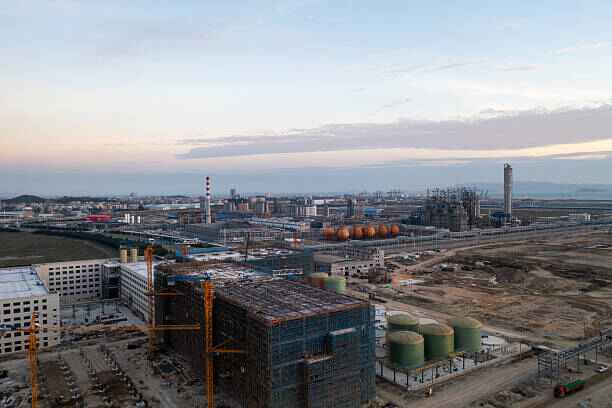 oil refinery financing (1)